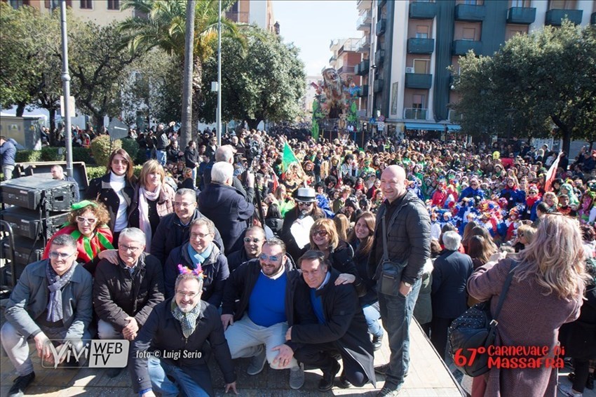 Sfilata degli istituti comprensivi e gruppi allegorici - 67° Carnevale di Massafra