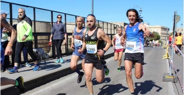 Taranto nel cuore sul ponte girevole