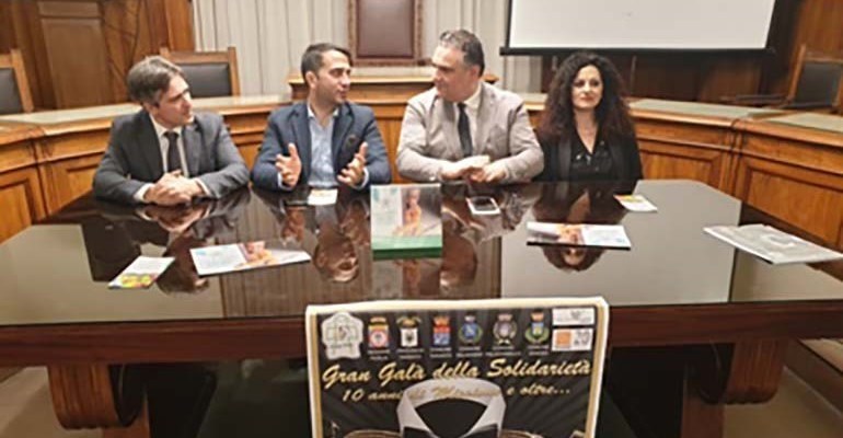 La presentazione in Provincia di Taranto La presentazione in Provincia di Taranto