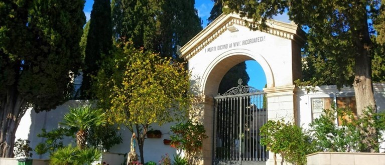 Cimitero di Massafra Cimitero di Massafra