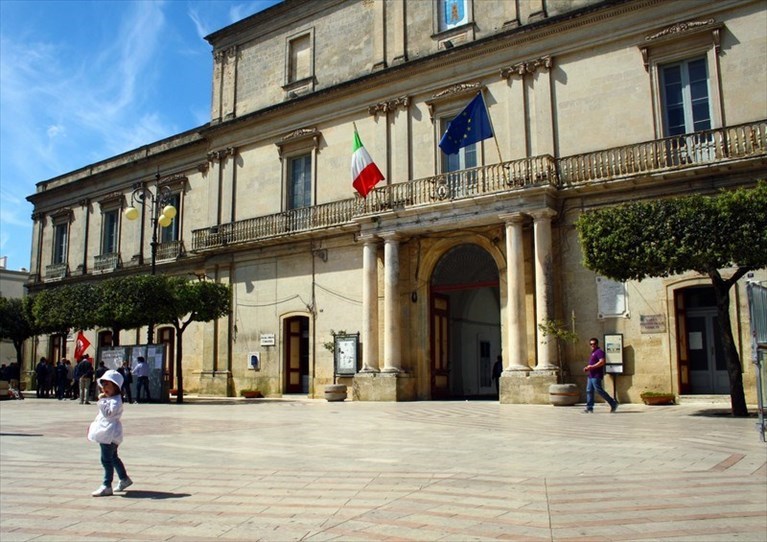 Il Municipio di Mottola