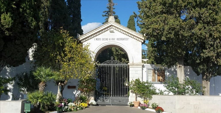 Cimitero di Massafra