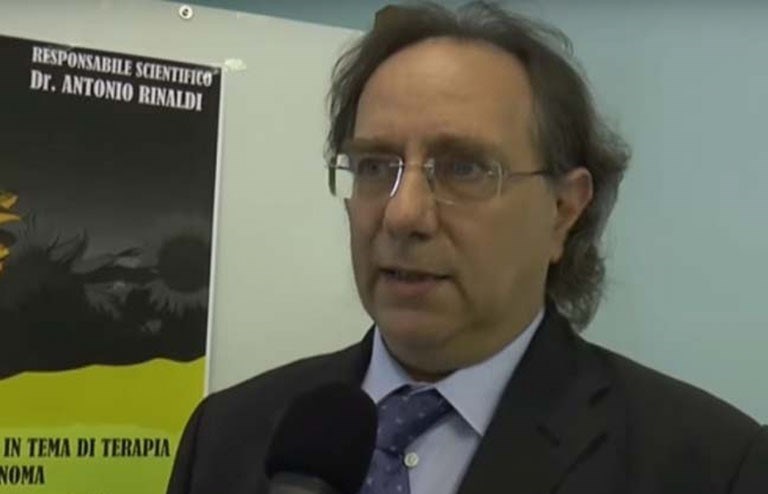 Il dottor Antonio Rinaldi Il dottor Antonio Rinaldi