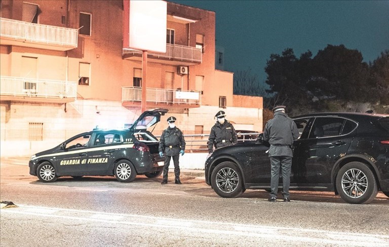 Pasqua blindata a Mottola: droni e posti di blocco per beccare i furbetti