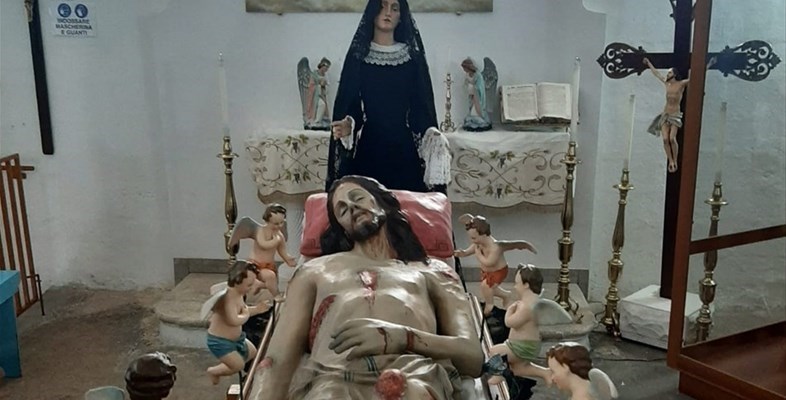 Il simulacro restaurato di Cristo Morto