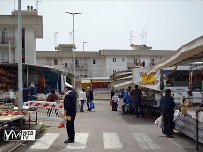 Il mercato settimanale di Mottola Il mercato settimanale di Mottola