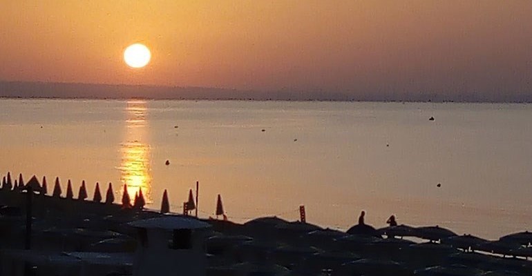 Alba a Castellaneta Marina Alba a Castellaneta Marina