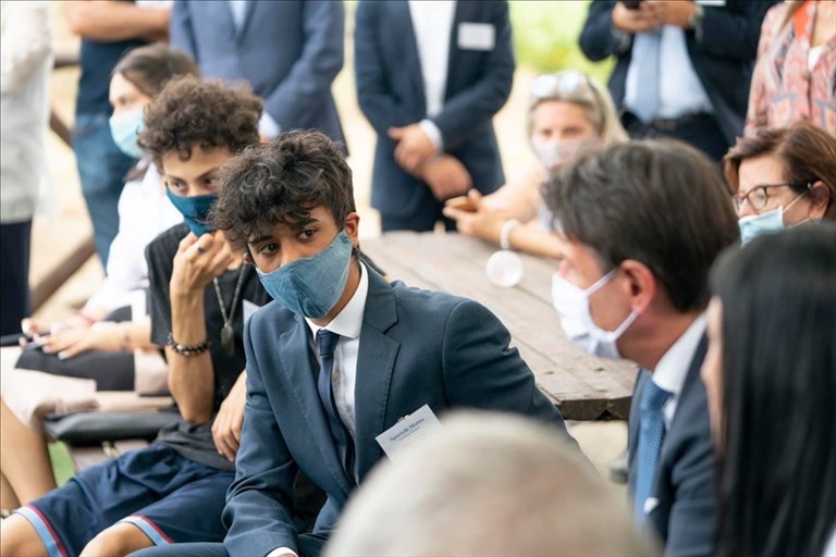 Mattia Sportelli e il premier Conte Mattia Sportelli e il premier Conte