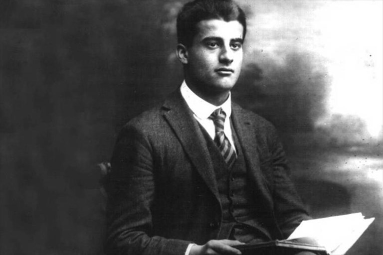 Il beato Pier Giorgio Frassati Il beato Pier Giorgio Frassati