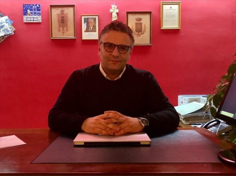 Il sindaco di Palagiano Domiziano Lasigna Il sindaco di Palagiano Domiziano Lasigna