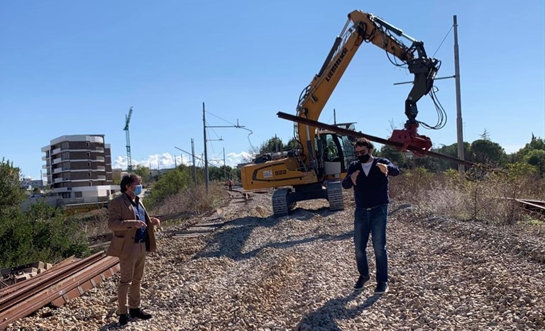 Il consigliere Rochira ed il sindaco Gugliotti sul cantiere