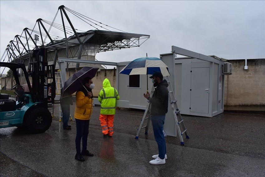 Tenda container con modalità "Drive Through" a Laterza