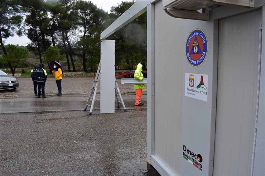 Tenda container con modalità "Drive Through" a Laterza