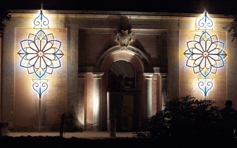Un allestimento dei Fratelli Parisi Un allestimento dei Fratelli Parisi
