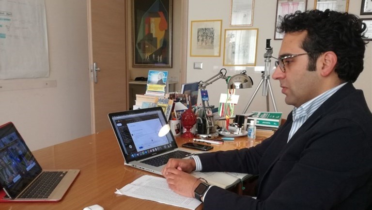 Il sindaco di Ginosa in videoconferenza Il sindaco di Ginosa in videoconferenza