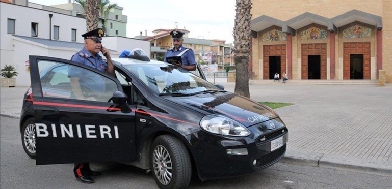 Carabinieri a Palagiano