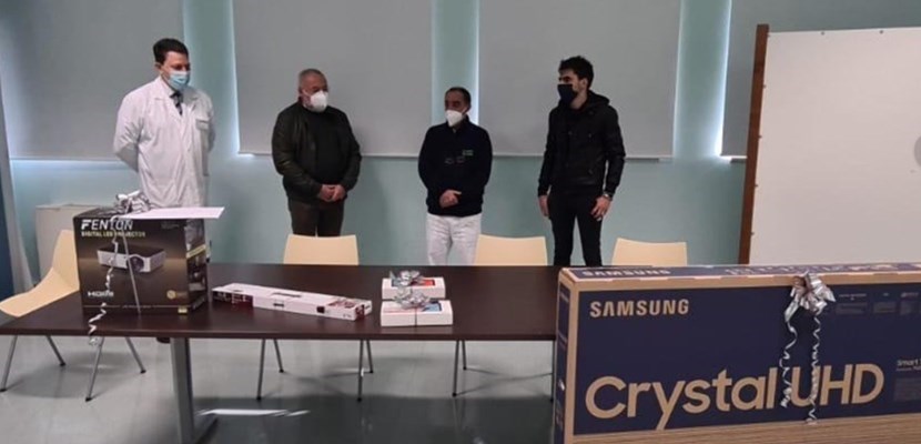 Il gran cuore di Euronics stupisce tutti: tv e tablet in dono all'ospedale di Castellaneta