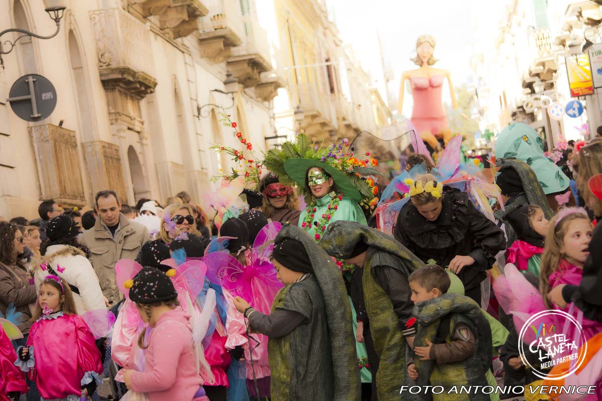 11^ CARNEVALE DEGLI ALUNNI | 1^ Sfilata | 03.02.2013