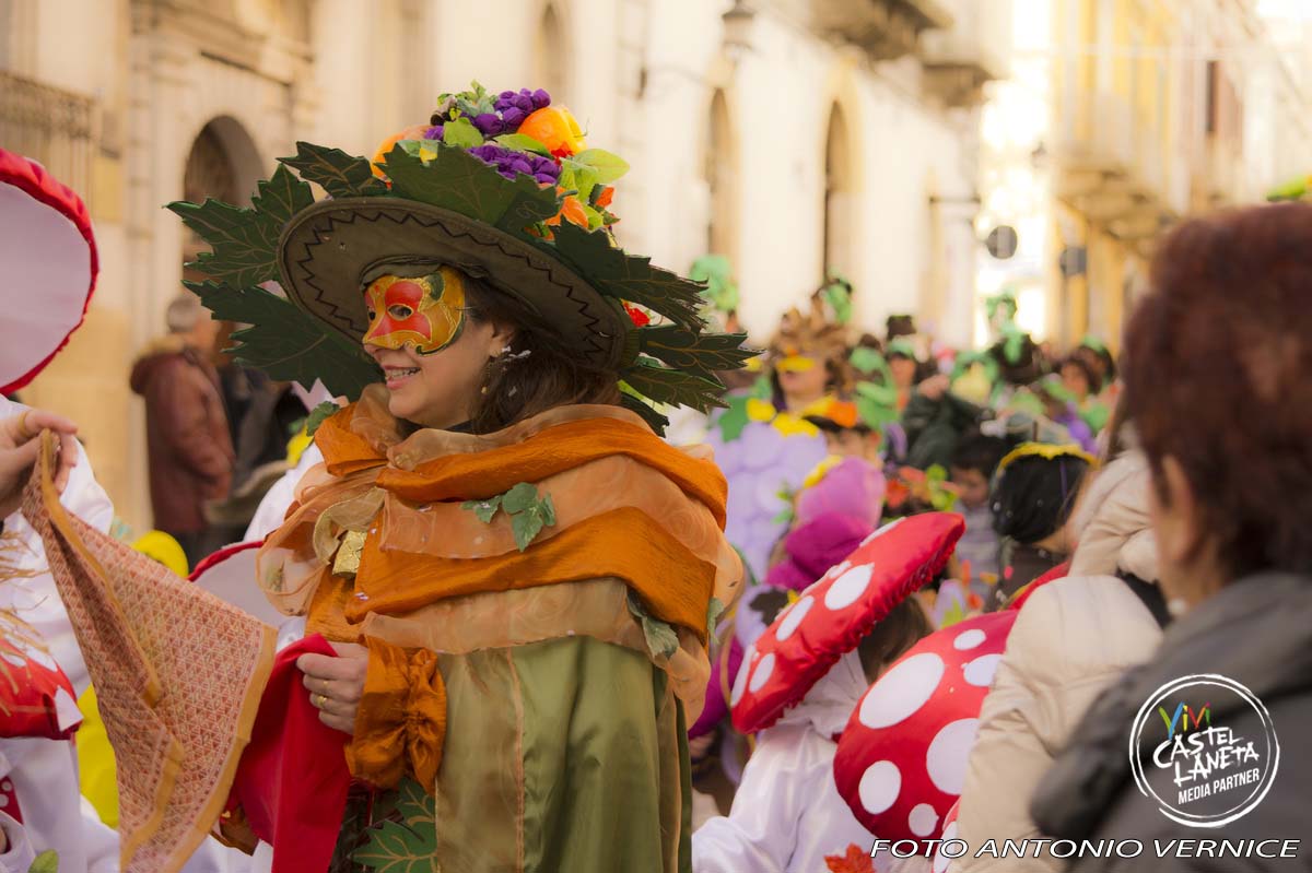 11^ CARNEVALE DEGLI ALUNNI | 1^ Sfilata | 03.02.2013