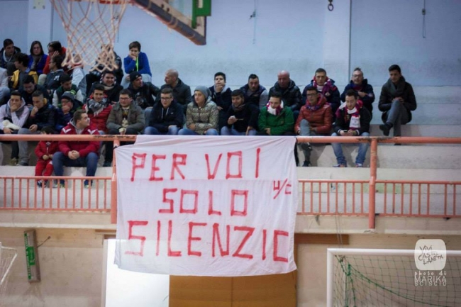 CONTRO IL CERIGNOLA NEL SILENZIO ASSORDANTE DEL PALATIFO CONTRO IL CERIGNOLA NEL SILENZIO ASSORDANTE DEL PALATIFO