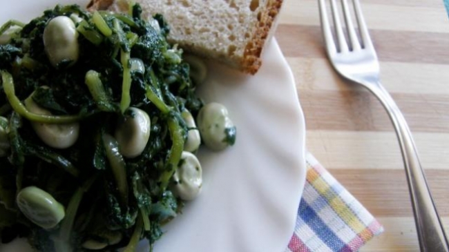 RICETTA FAVE E CICORIE
