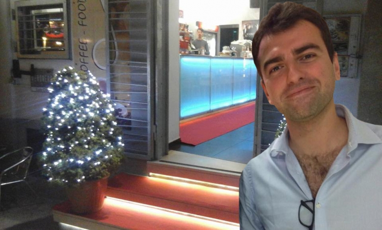 INFARTO MENTRE VEDEVA LA PARTITA, ANZIANO SALVATO IN UN BAR INFARTO MENTRE VEDEVA LA PARTITA, ANZIANO SALVATO IN UN BAR