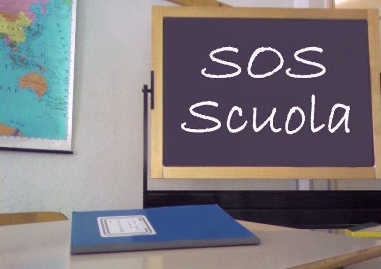 DISAGI A SCUOLA, GENITORI IN RIVOLTA MA IL SINDACO REPLICA: «PER GLI ALUNNI SARÀ UN ANNO SPECIALE» DISAGI A SCUOLA, GENITORI IN RIVOLTA MA IL SINDACO REPLICA: «PER GLI ALUNNI SARÀ UN ANNO SPECIALE»