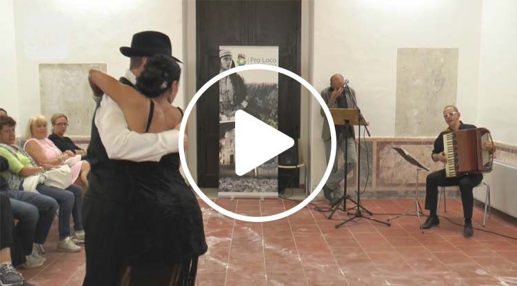RODOLFO VALENTINO E IL TANGO: ENZO RUGGIERI A PALAZZO CATALANO RODOLFO VALENTINO E IL TANGO: ENZO RUGGIERI A PALAZZO CATALANO