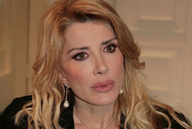PREMIO RODOLFO VALENTINO: CONDURRÀ GABRIELLA CARLUCCI PREMIO RODOLFO VALENTINO: CONDURRÀ GABRIELLA CARLUCCI