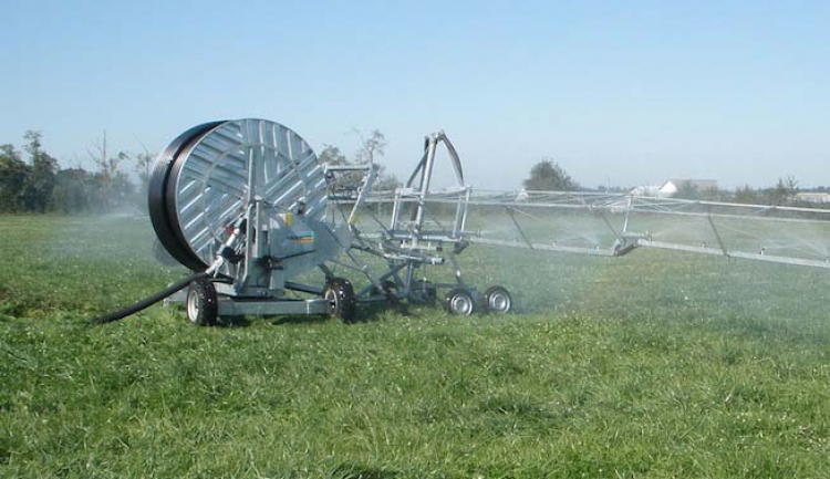 «INTERVENGA IL PREFETTO PER L'EROGAZIONE DELL'ACQUA DAL CONSORZIO STORNARA E TARA»