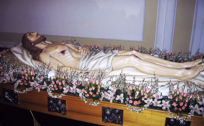 LA STORIA DELLA PROCESSIONE DEI MISTERI LA STORIA DELLA PROCESSIONE DEI MISTERI
