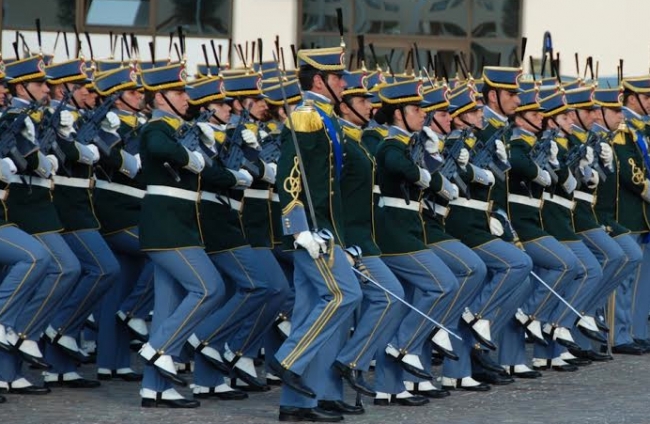 GUARDIA DI FINANZA, PUBBLICATO BANDO PER 53 ALLIEVI UFFICIALI