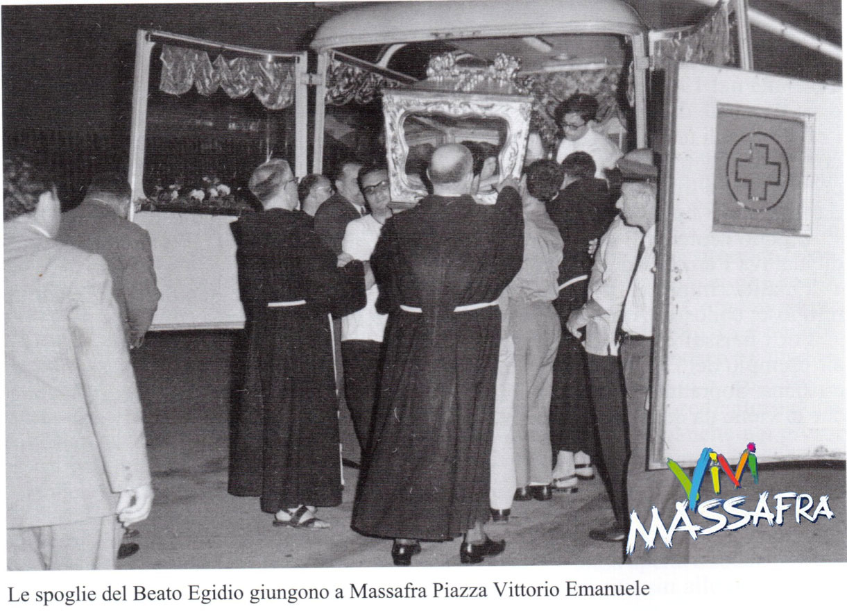 A MASSAFRA UN MONUMENTO DEDICATO A SANT’EGIDIO A MASSAFRA UN MONUMENTO DEDICATO A SANT’EGIDIO