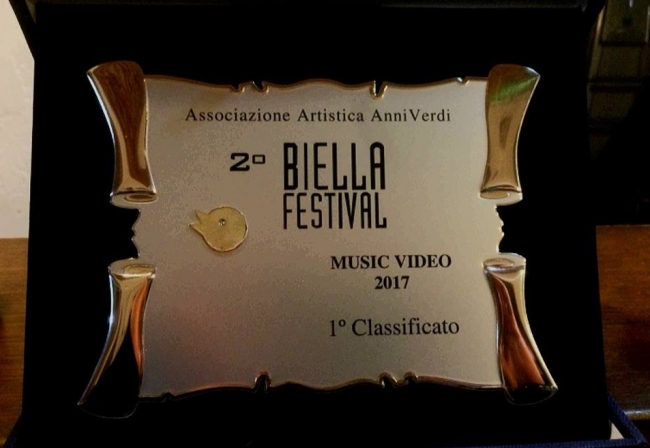 I NITROPHOSKA VINCONO IL BIELLA FESTIVAL CON "VECCHIA COMARE"