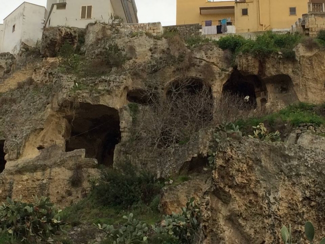 ALLA SCOPERTA DELLA CASA DELL ALLA SCOPERTA DELLA CASA DELL