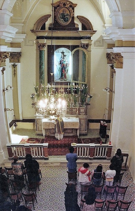 Chiesa Santa Maria dell'Aiuto. Un momento della celebrazione di don Donato