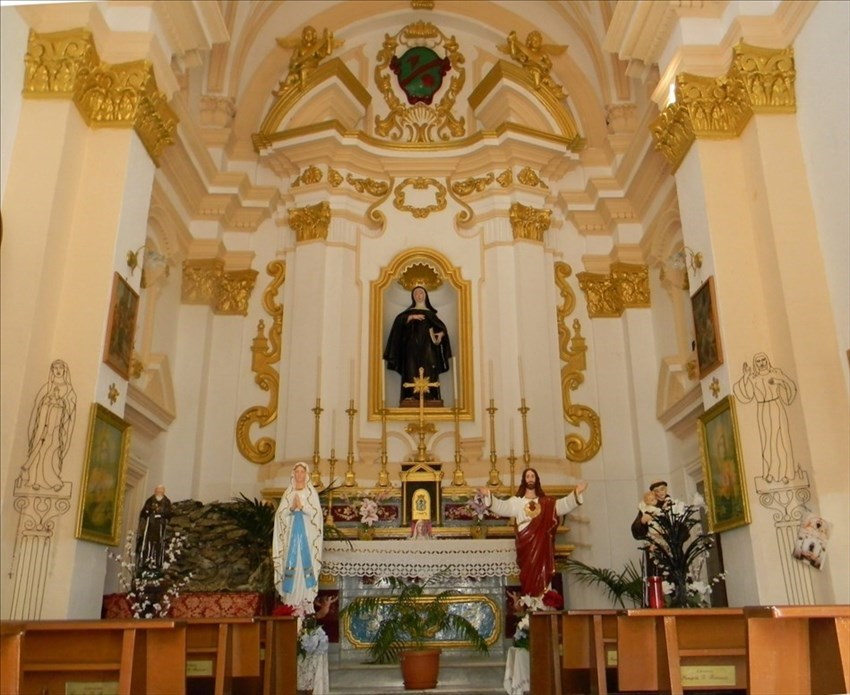 Chiesa di santa Caterina da Bologna, interno