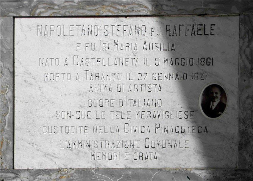 Cimitero di Castellaneta, tomba di Napolitano