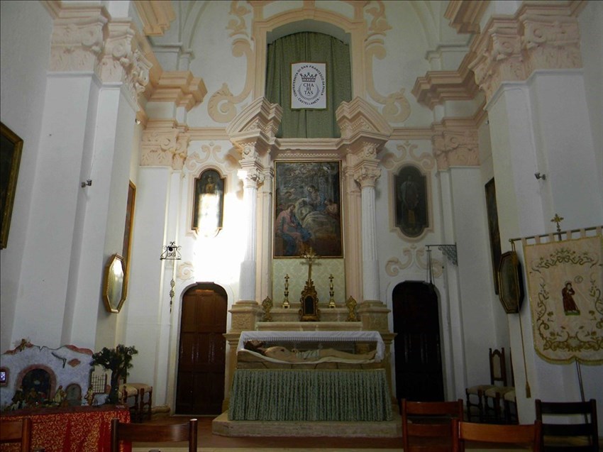 Chiesa di san Giuseppe, interno.