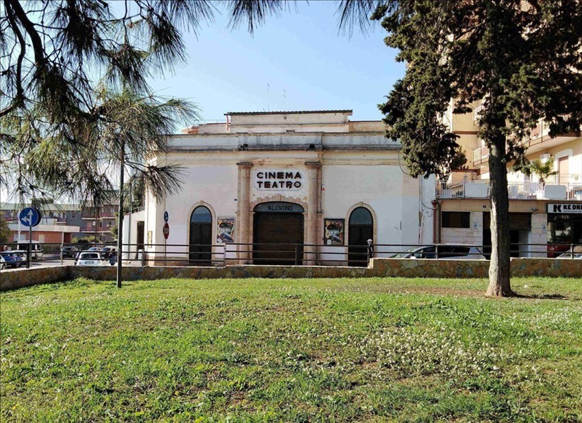 Castellaneta, Il fabbricato del cineteatro Valentino