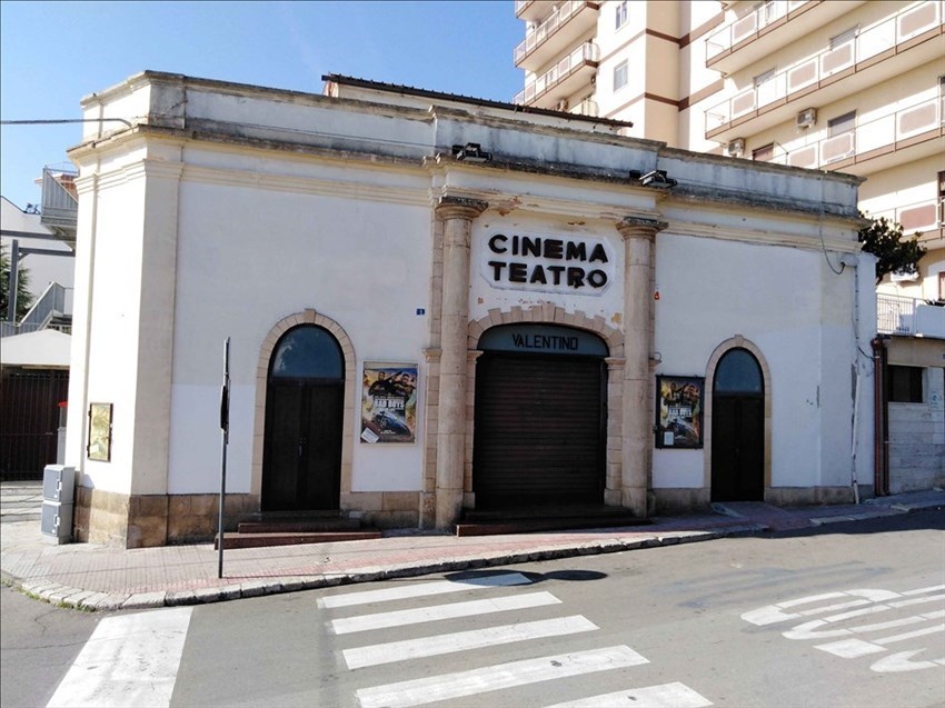 Castellaneta, cineteatro Valentino