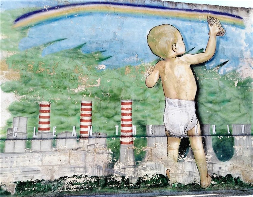 Stadio De Bellis, un altro murale su via Fleming